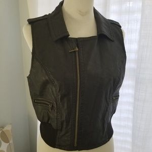 Moto sleeveless jacket